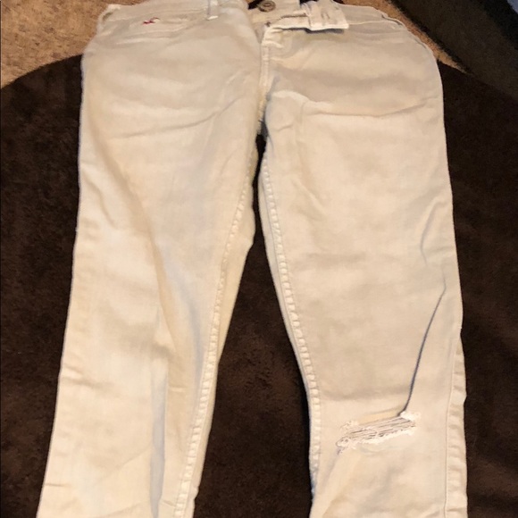 Hollister Jeans - Picture 3 of 3